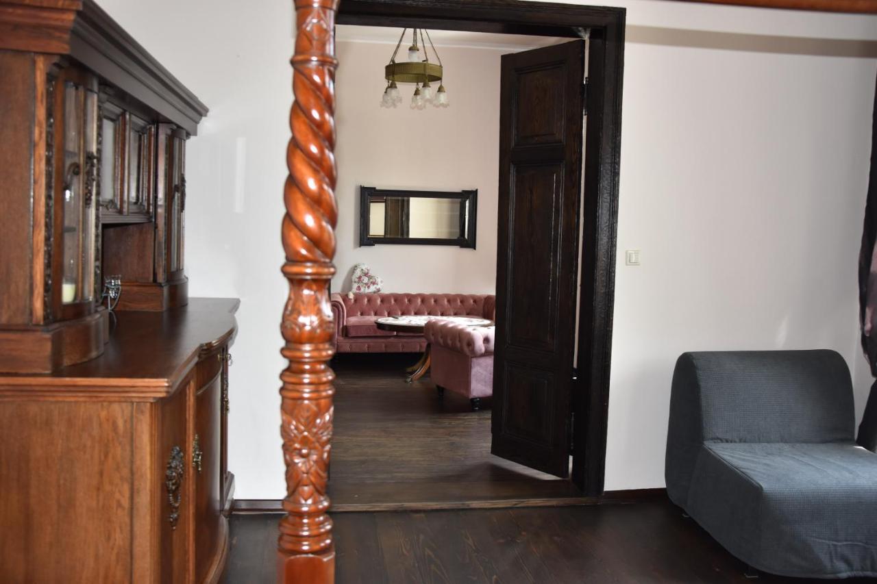 Apartament Retro